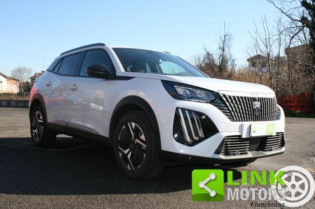 PEUGEOT 2008 PureTech 130 S&S EAT8 Allure