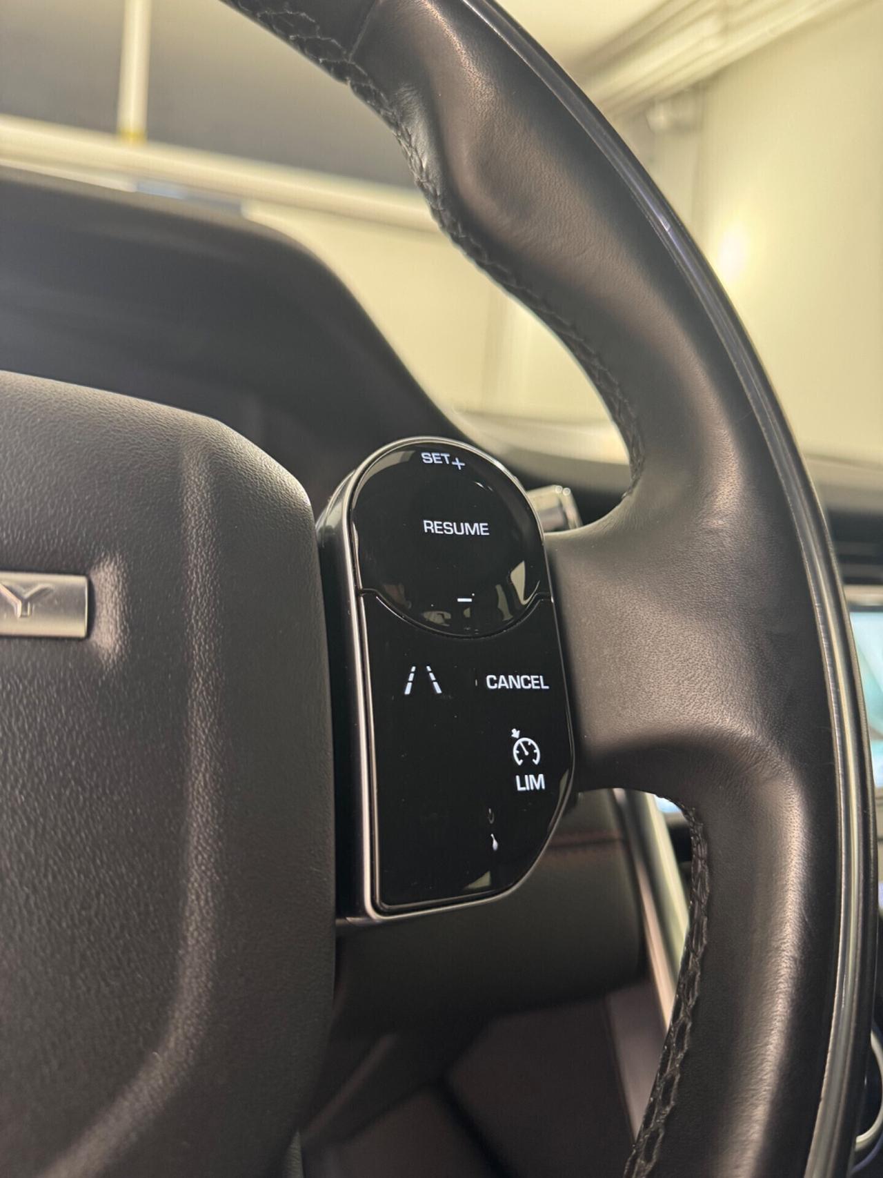 Land Rover Discovery Sport *7 POSTI* IBRIDA 2.0 TD4 180 CV AWD Auto R-Dynamic S