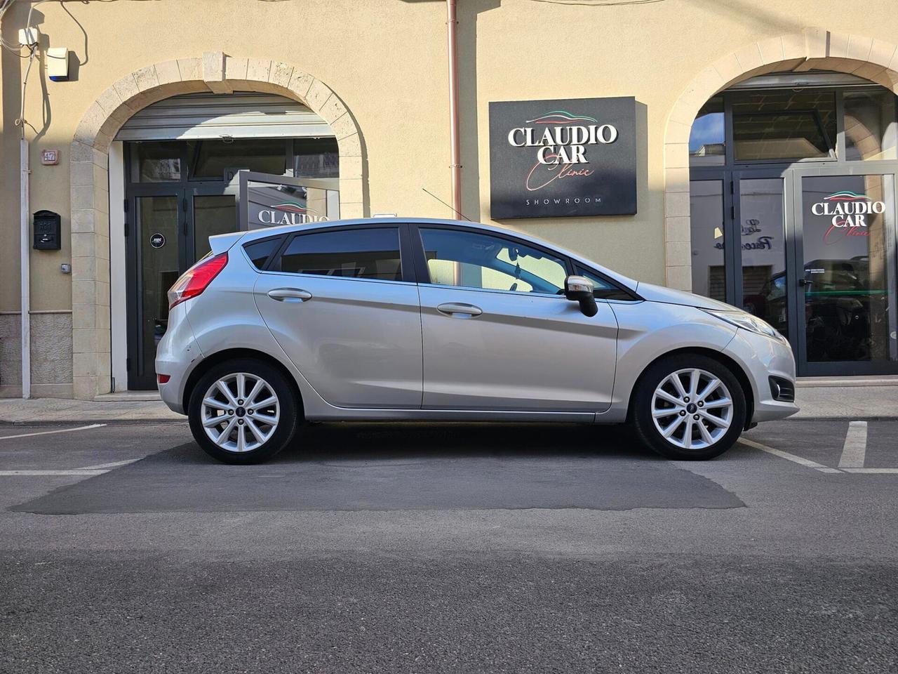 Ford Fiesta 1.5 TDCi 95CV 5 porte Titanium