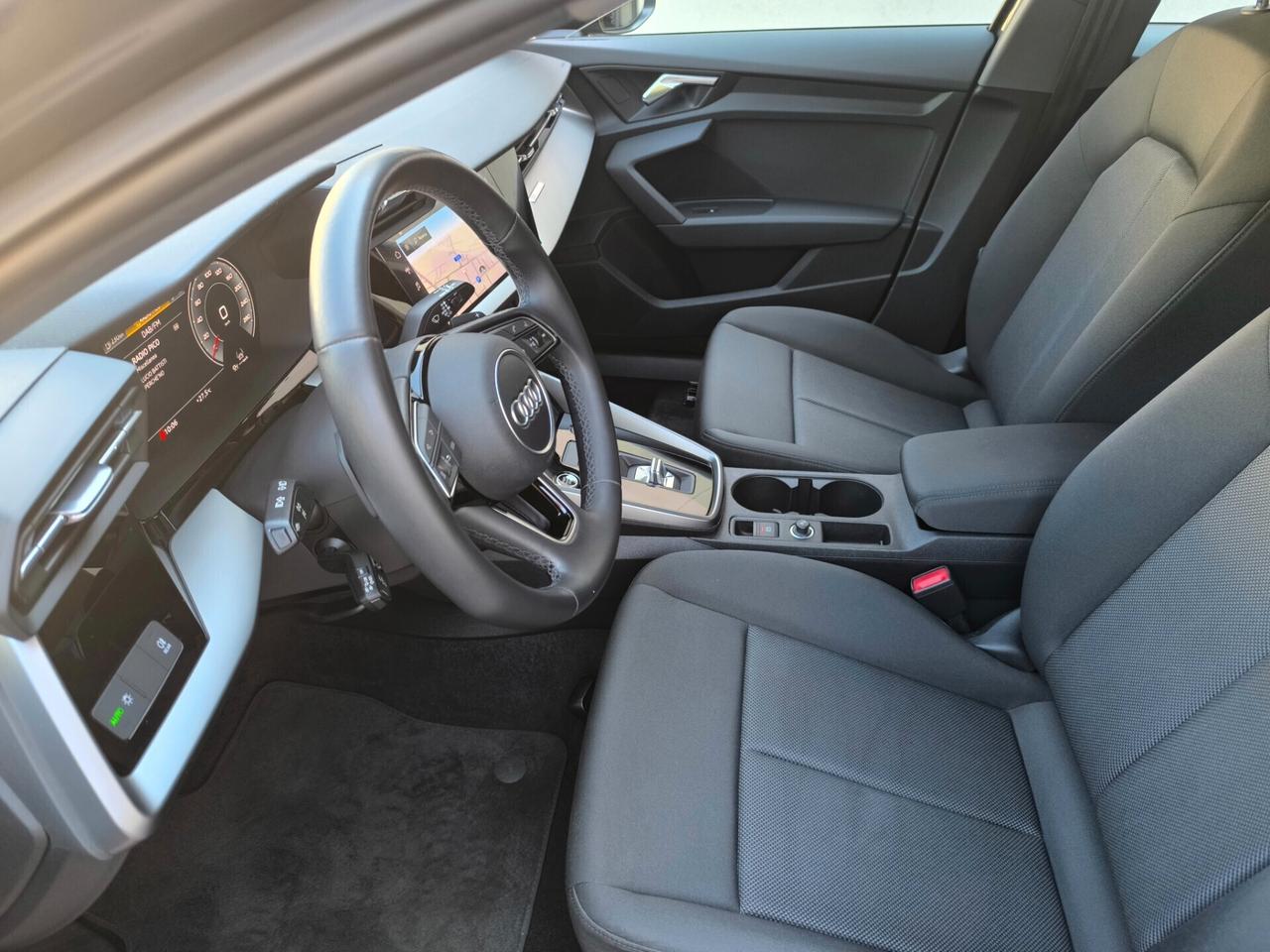 Audi A3 SPB 35 TDI S tronic Business