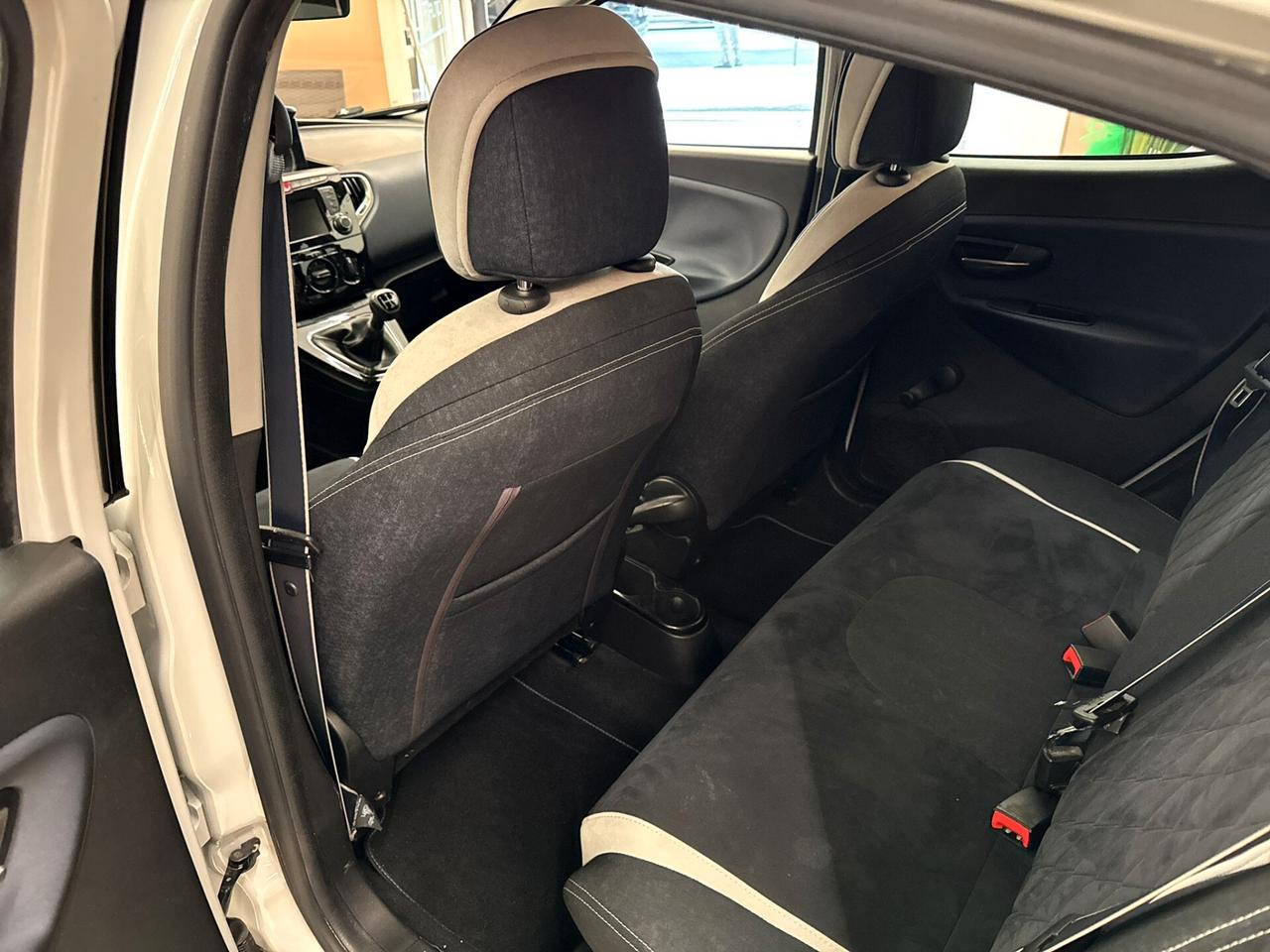 Lancia Ypsilon 1.3 MJT 16V 95 CV 5 porte S&S Mya