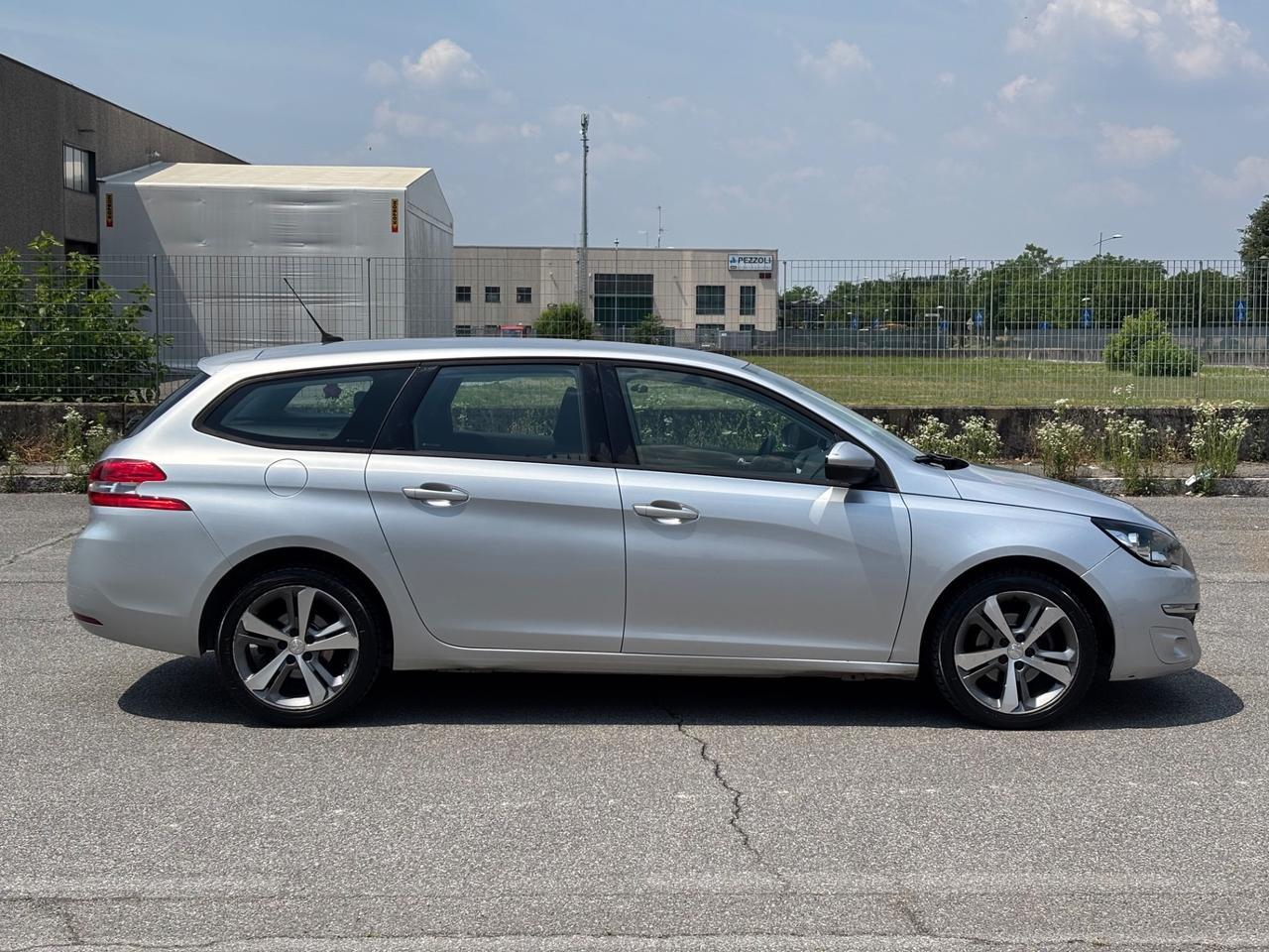 Peugeot 308 BlueHDi 1.6 120Cv GARANZIA
