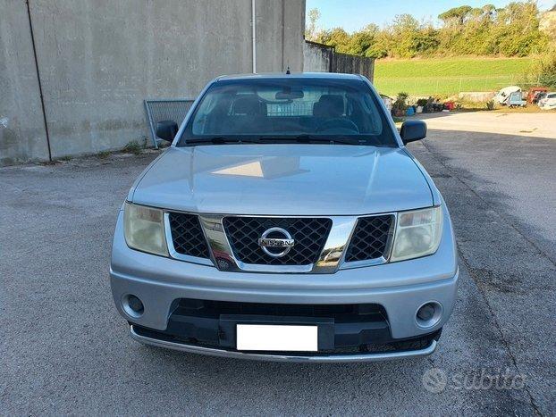 Nissan Navara (D40) 2.5 dCi 174CV 4WD Cabina Singola SE