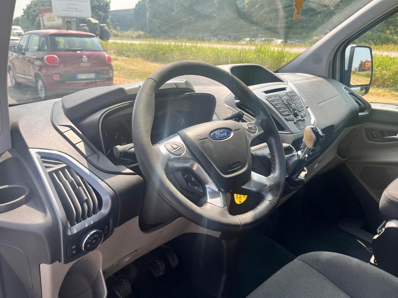 Ford Tourneo Custom Tourneo Custom 310 2.0 TDCi 130CV PC Titanium
