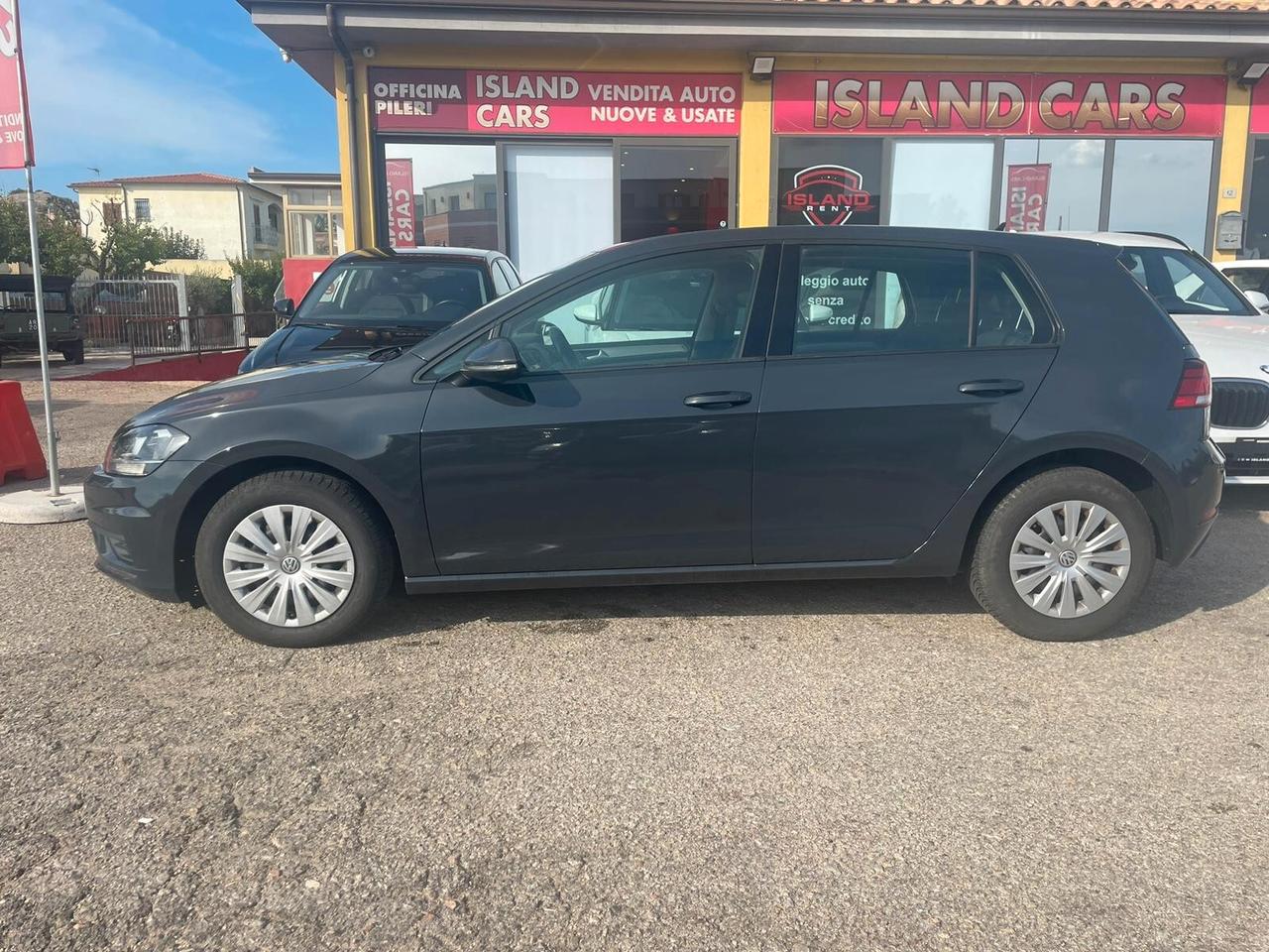 Volkswagen Golf 1.6 TDI in pronta consegna