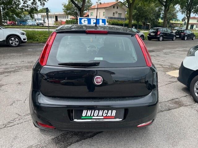 Fiat Punto 1.2 GPL Street