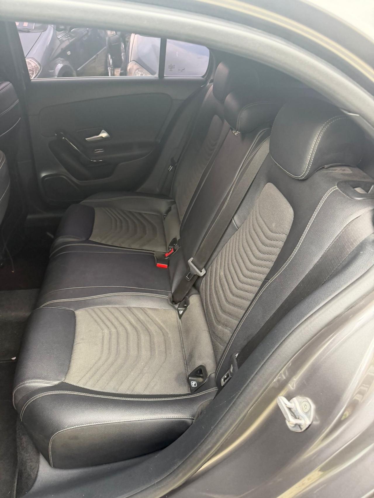 Mercedes-benz A 180 d Automatic Premium anno 2019