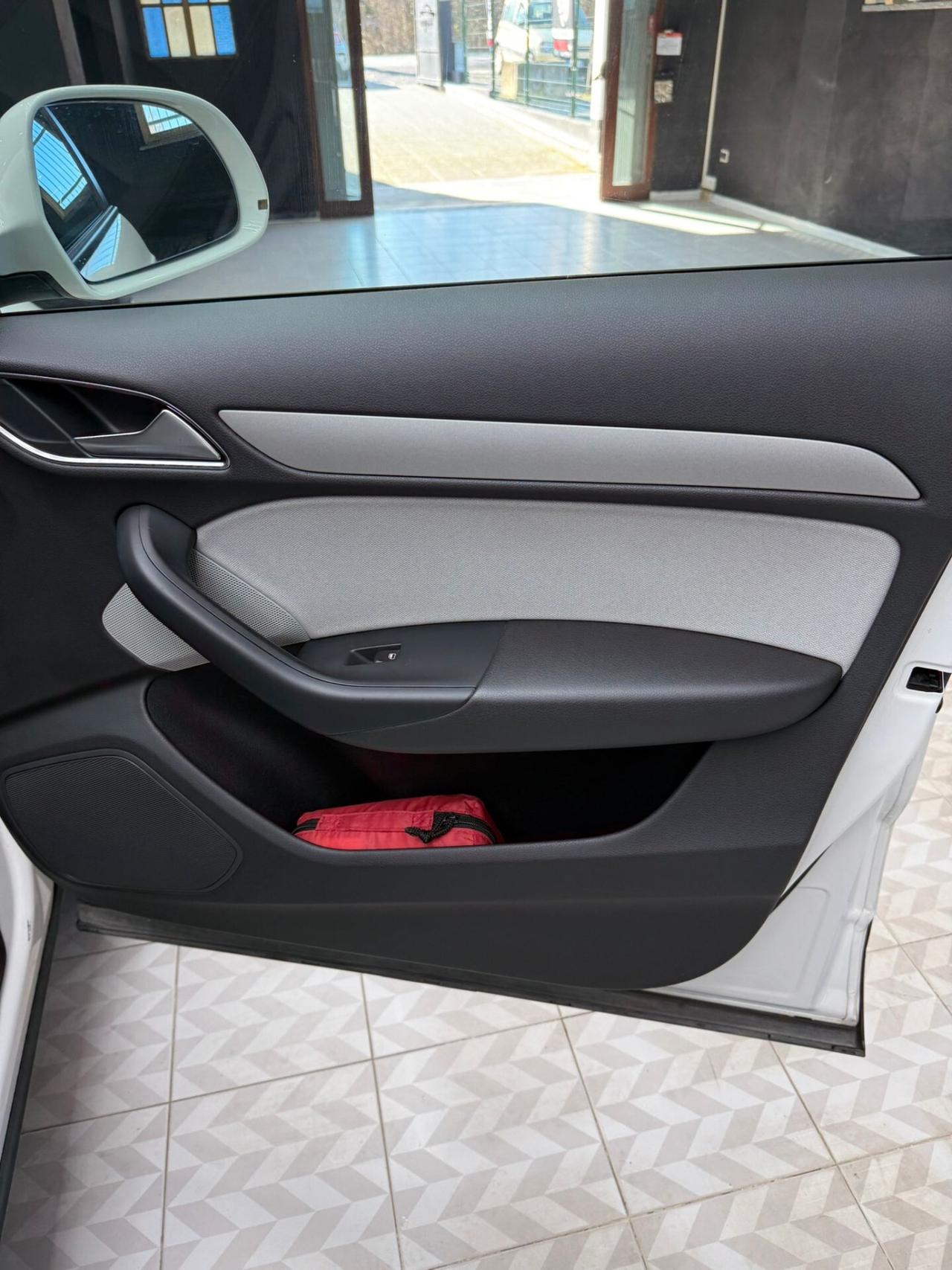 Audi Q3 2.0 TDI quattro Business Plus