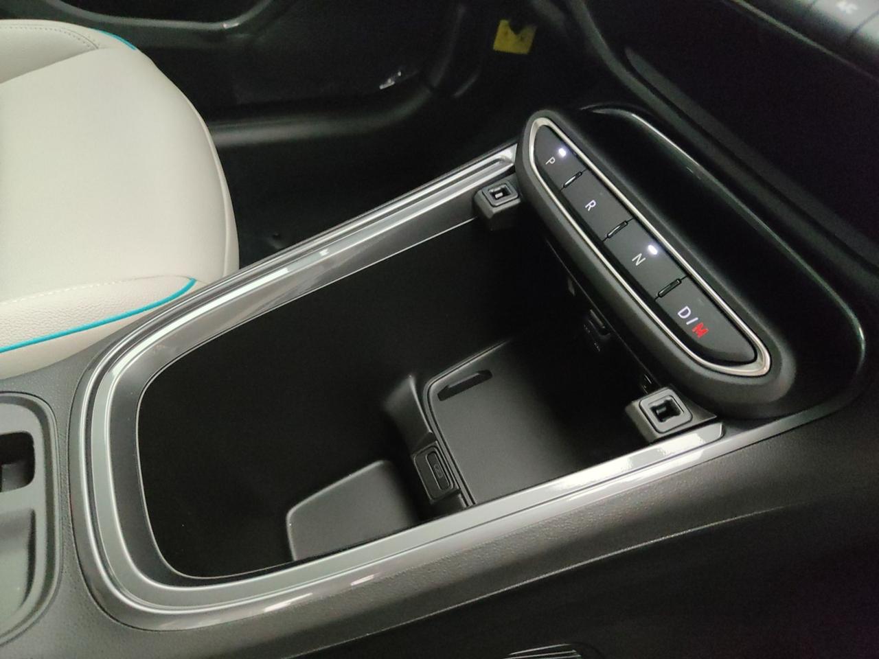 FIAT 600 IV 2023 1.2 MHEV 110CV DCT LA PRIMA