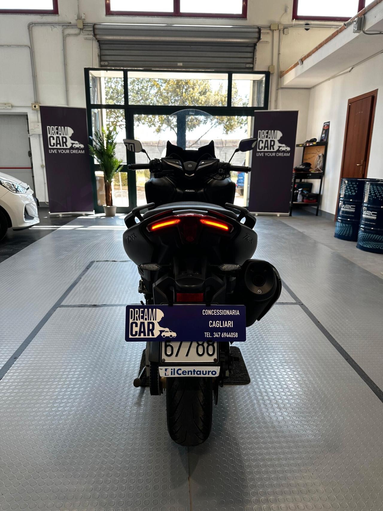 Yamaha T Max 560