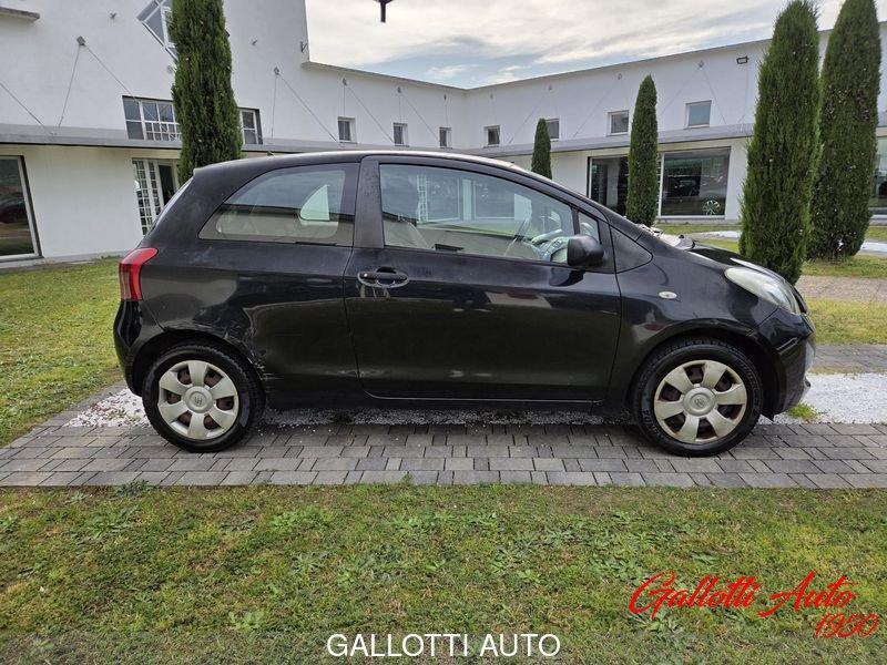 Toyota Yaris 1.0 3 porte