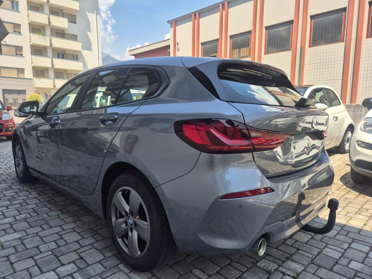 Bmw 116i 5p. Business Advantage OK NEOPATENTATI