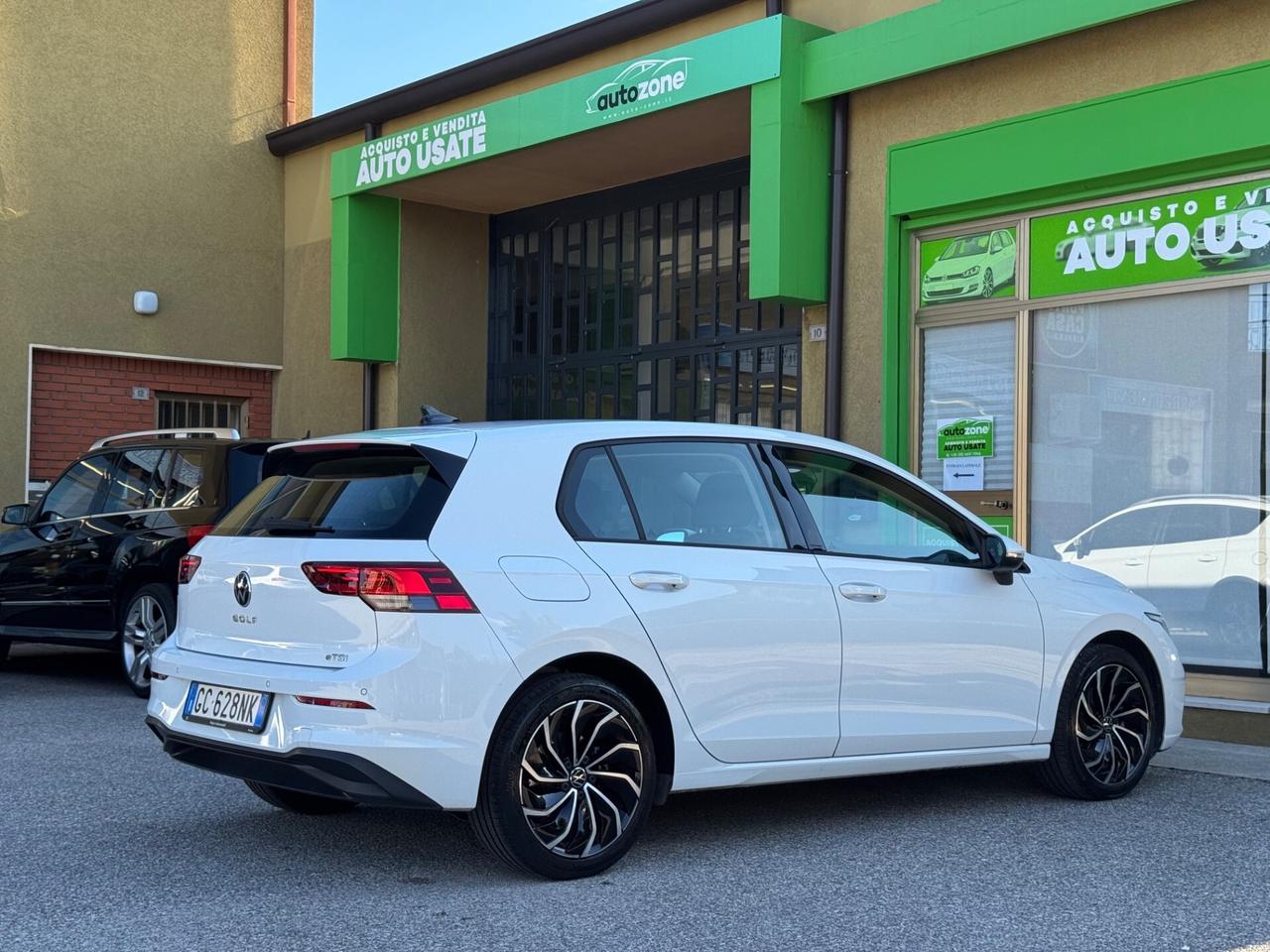 Volkswagen Golf 1.5 eTSI 150 CV IVA ESPOSTA