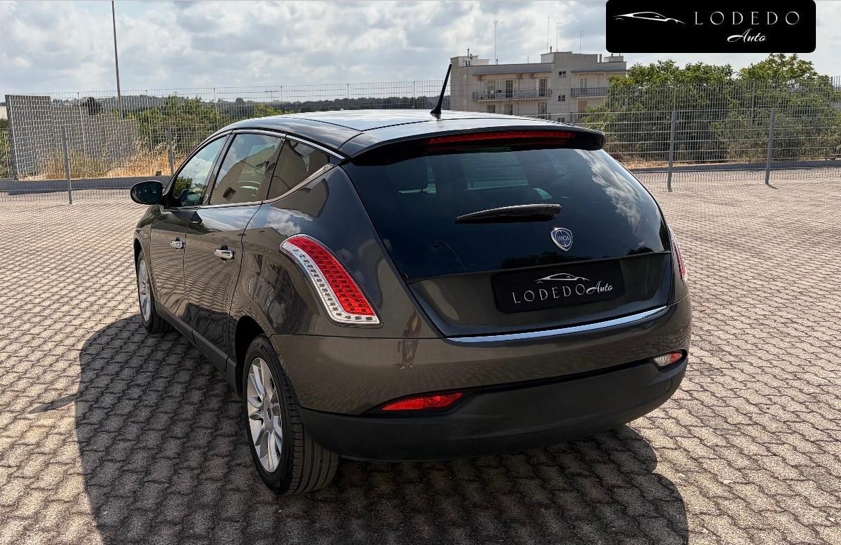 Lancia Delta 1.6 MJT Gold - 2012
