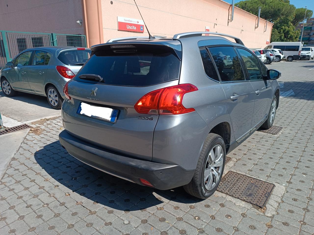 Peugeot 2008 PureTech 82 Allure
