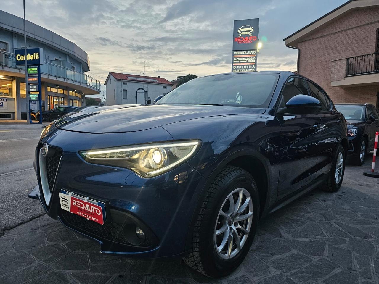 Alfa Romeo Stelvio 2.2 Turbodiesel 180 CV AT8 Q4 Business
