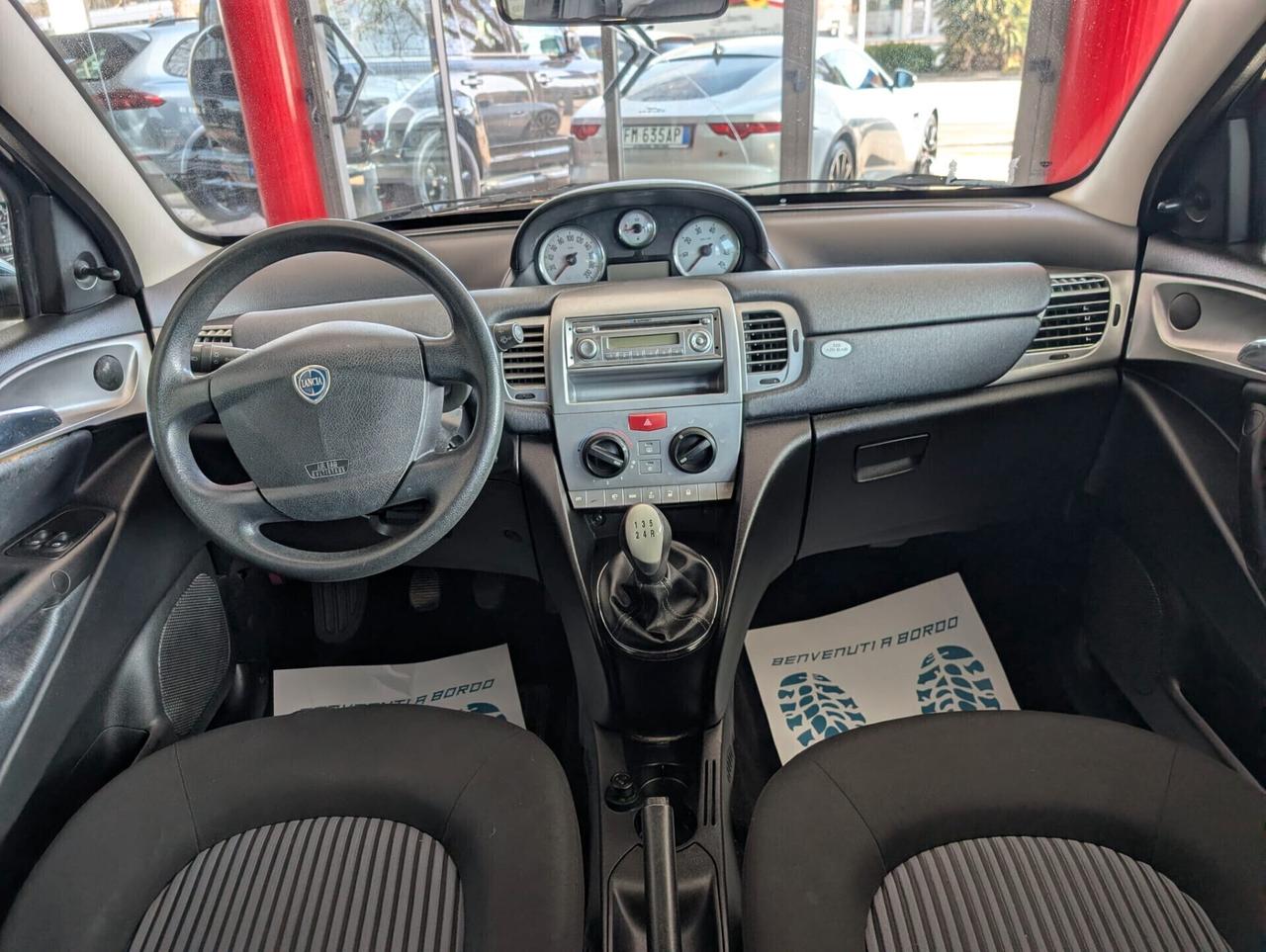 Lancia Ypsilon 1.3 MJT 75 CV