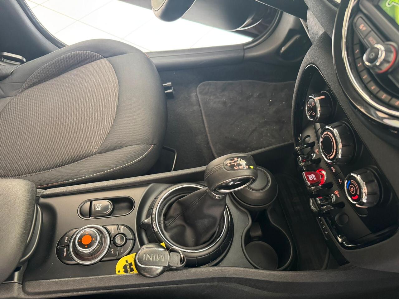 Mini Cooper Clubman 2.0 D Hype