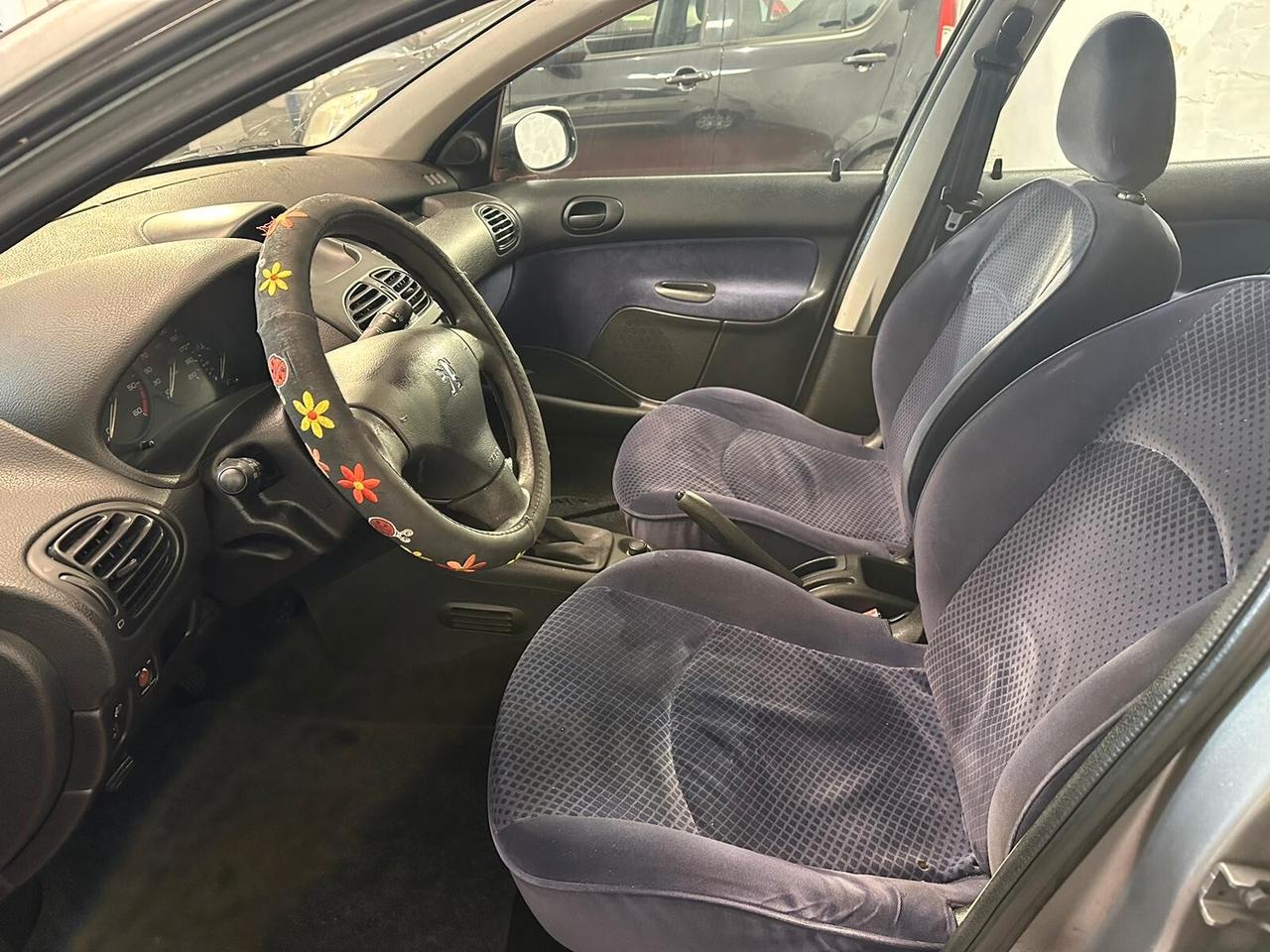 Peugeot 206 1.4 HDi 5p. ADATTA A NEOPATENTATI