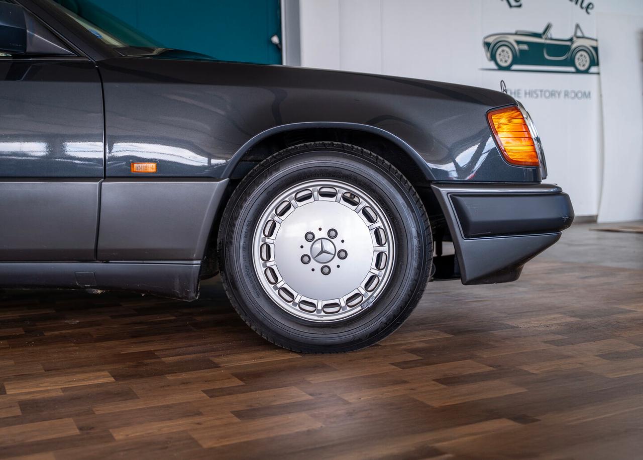 Mercedes Classe E Coupè 300 CE