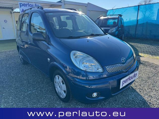 TOYOTA Yaris Verso 1.3i 16V cat Luna '03
