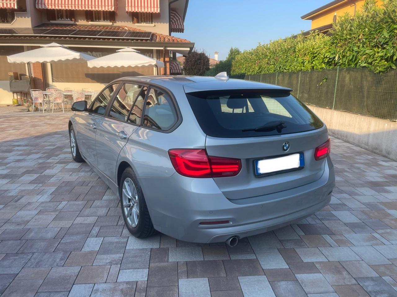 Bmw 318 xDrive Touring 2016