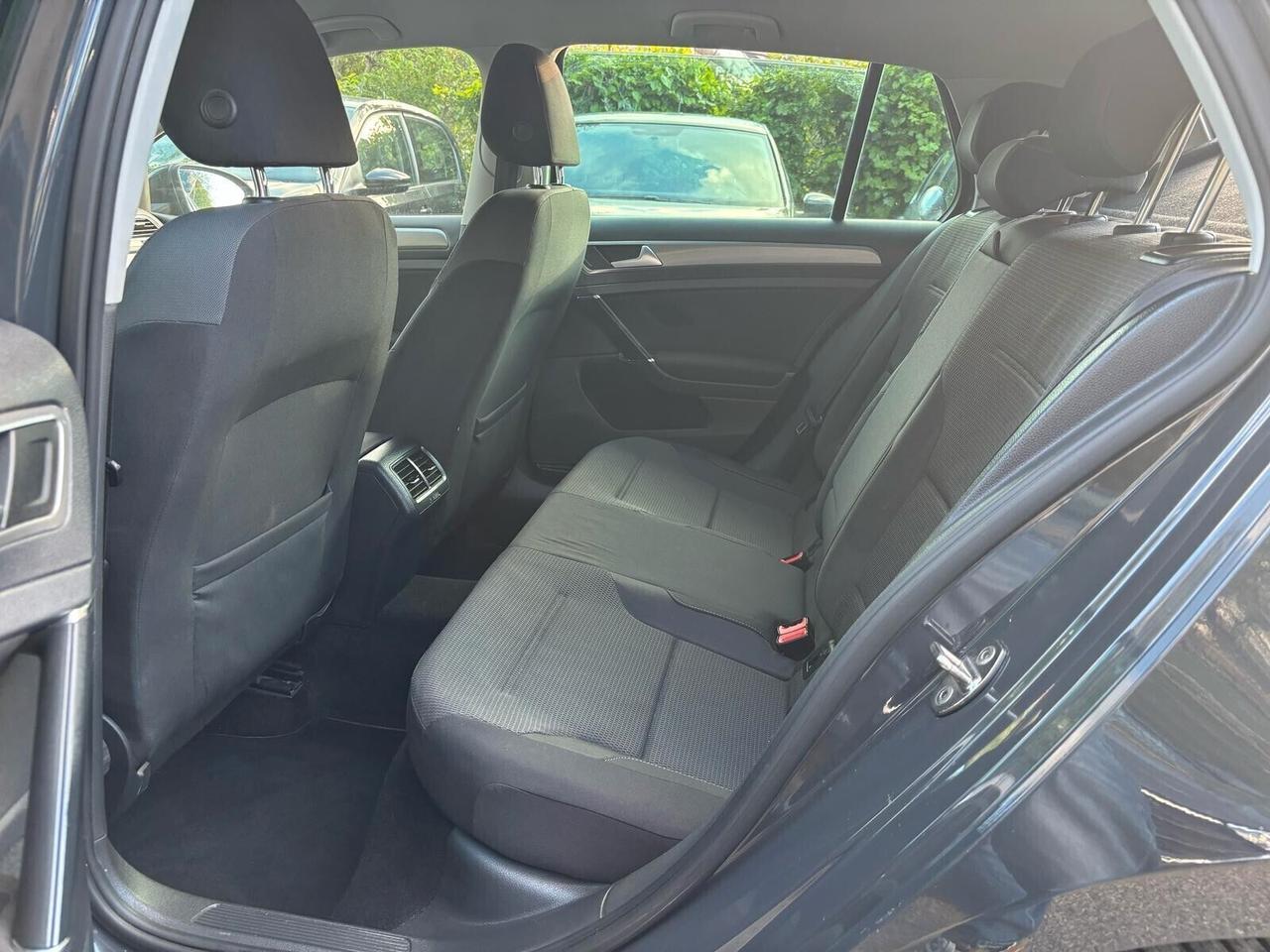 Volkswagen Golf Business 1.4 TGI 5p. OK Neopatentati