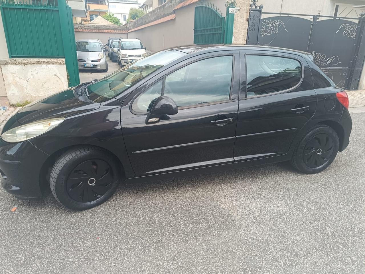 Peugeot 207 1.4 HDi 70CV 5p. XS
