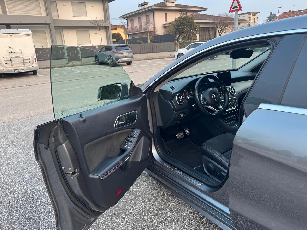 Mercedes-benz CLA 200 d S.W. 4Matic Automatic Business NEOPATENTATI