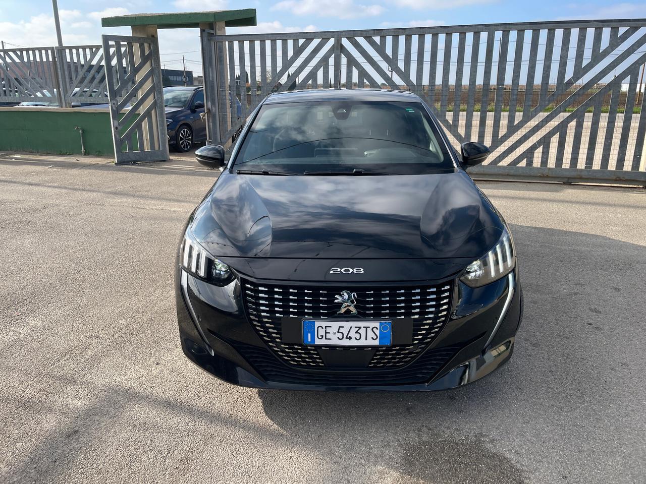 Peugeot 208 motore elettrico 136 CV 5 porte GT Line