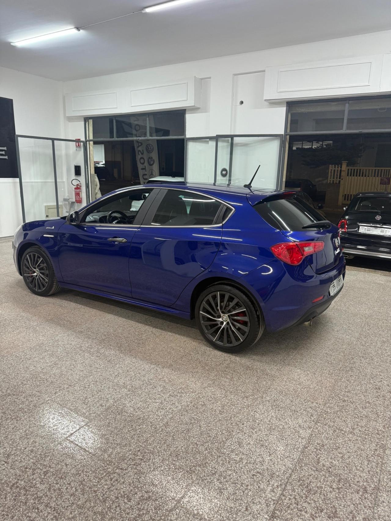 Alfa Romeo Giulietta 1.6 JTDm-2 105 CV Exclusive