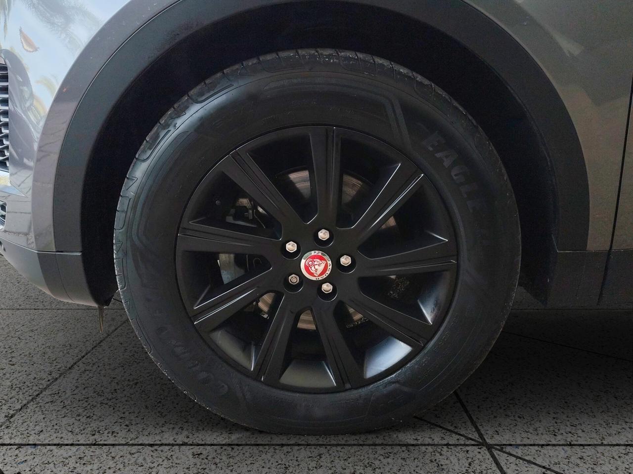 JAGUAR E-Pace (X540) E-Pace 2.0D 150 CV SE