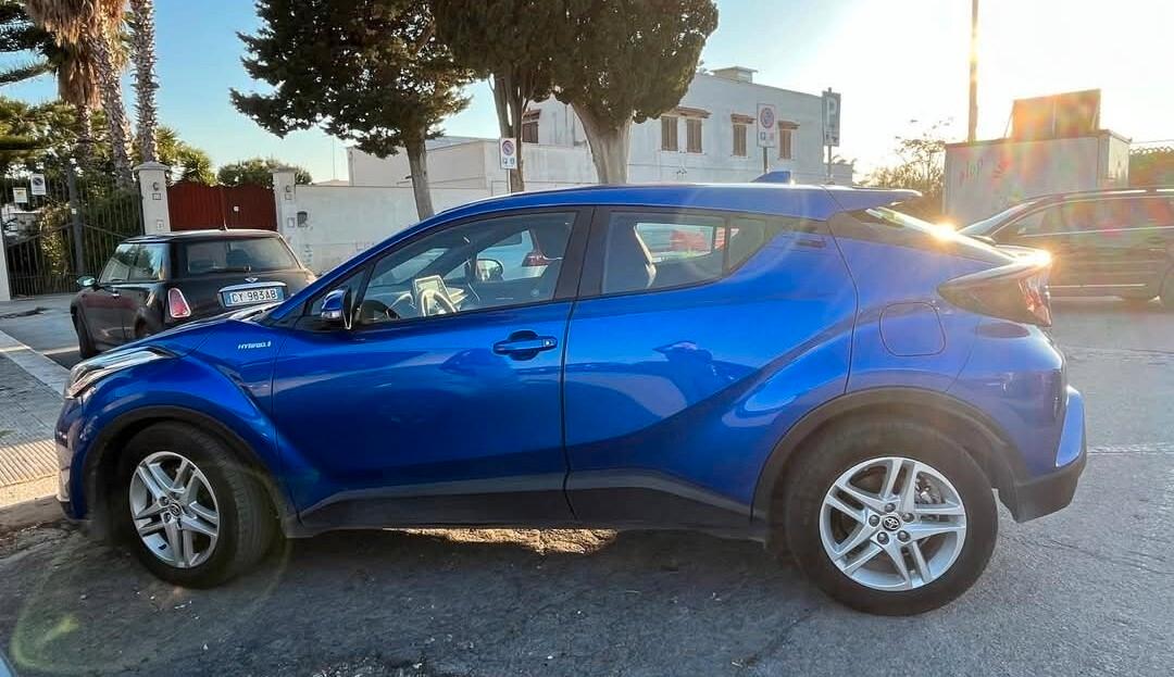 Toyota C-HR 1.8 Hybrid E-CVT *15.000 KM 2021