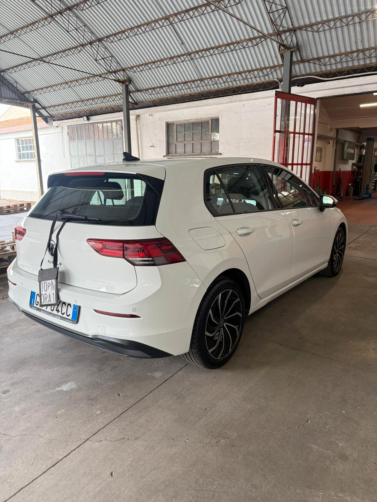 Volkswagen Golf 2.0 TDI 150 CV DSG SCR Style