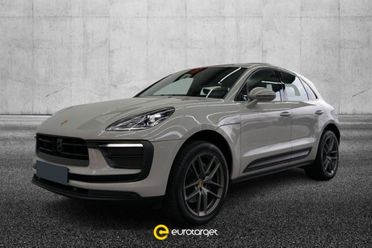 PORSCHE Macan 2.0