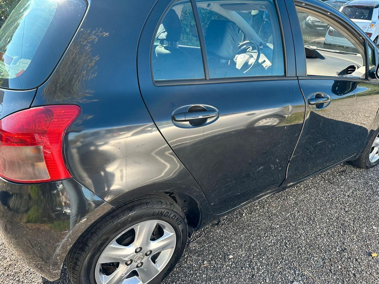 Toyota Yaris 1.3 5 porte