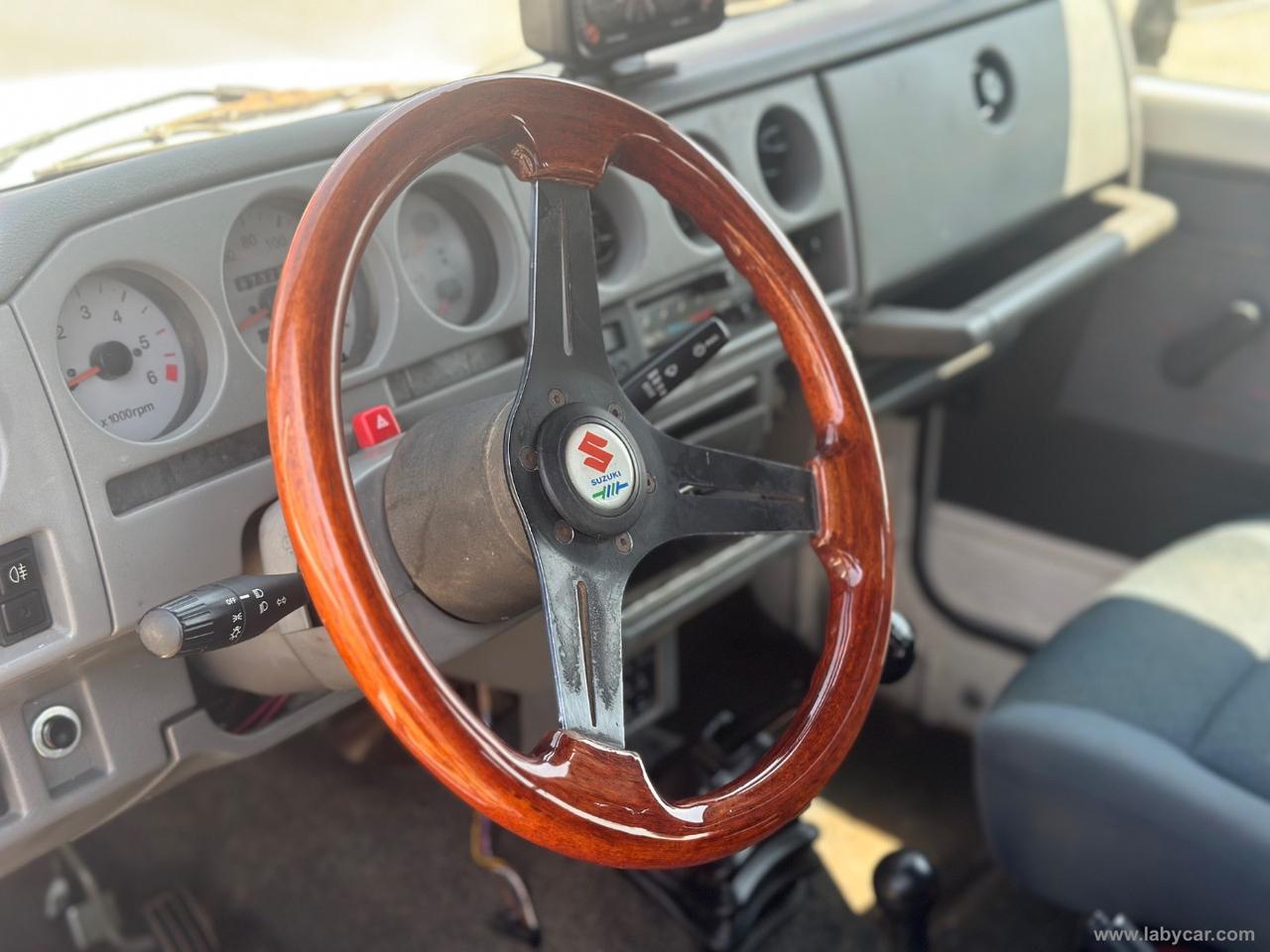 SUZUKI Samurai 1.9 TD Berlina De Luxe