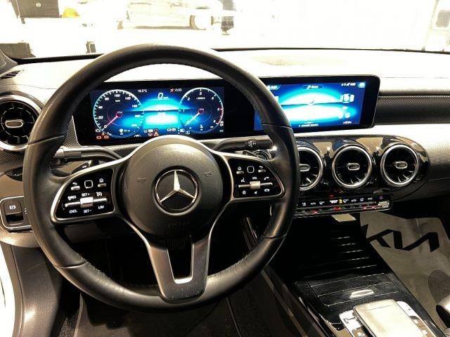 MERCEDES-BENZ CLA 180 d Automatic Sport