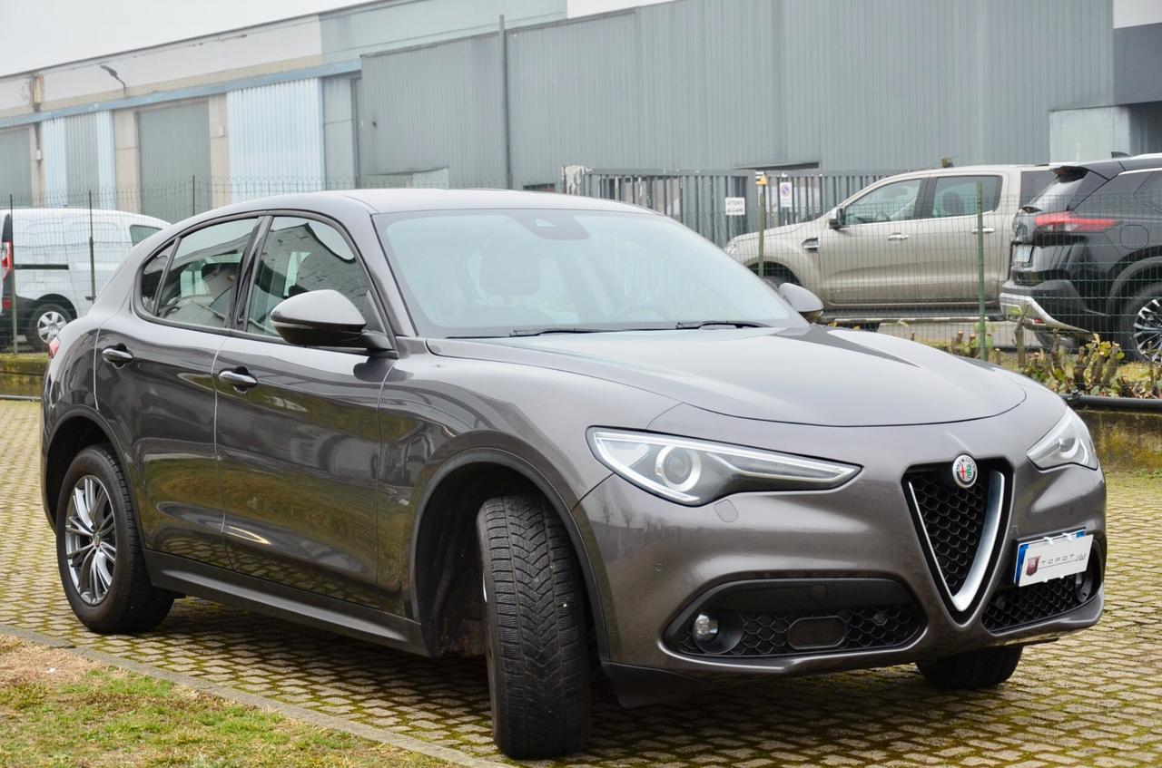 ALFA ROMEO STELVIO 2.2 t Q4 180cv AUTO, UFF ITALIANA, SERVICE CON FATTURE, 18", RETROCAMERA, PERMUTE