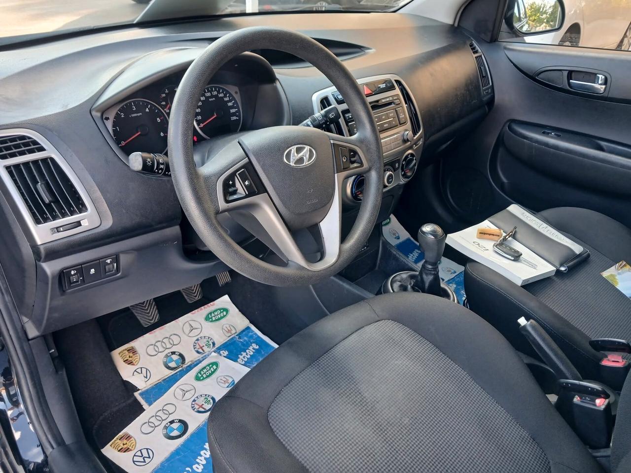 Hyundai i20 1.1 CRDi 5p. Classic KM 128000 consumi bassissimi ottima utilitaria