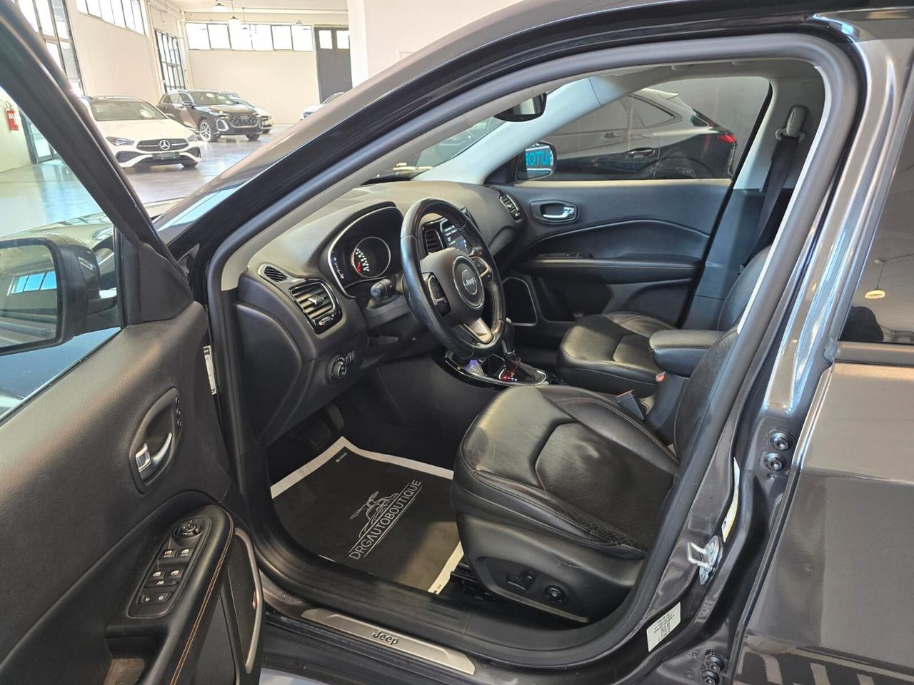 Jeep Compass 2.0 Multijet II aut. 4WD Opening Edition BEATS AUDIO