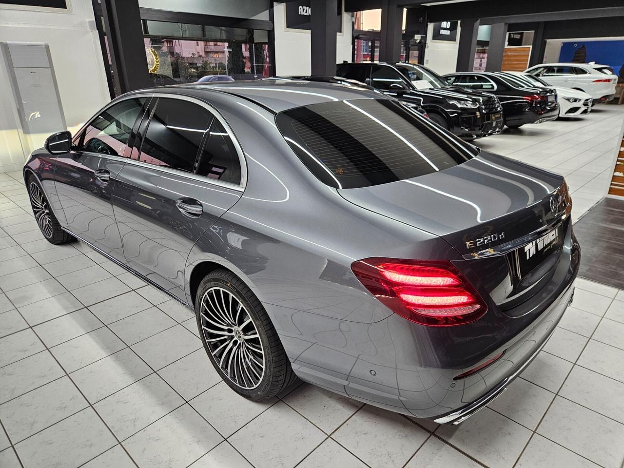 Mercedes-Benz E 220 d Sport 4matic auto