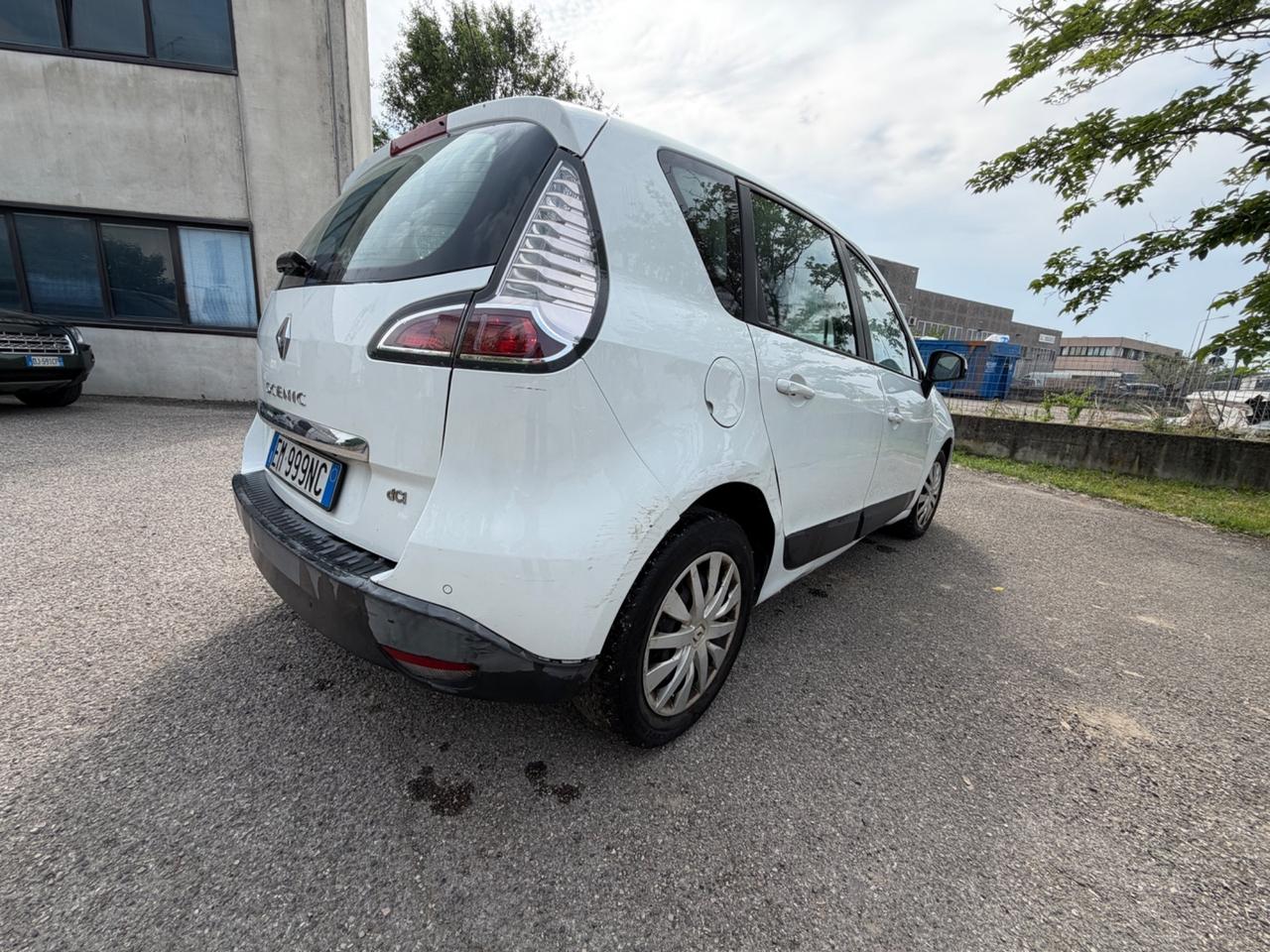 Renault Scenic Scénic X-Mod 1.5 dCi 110CV Luxe