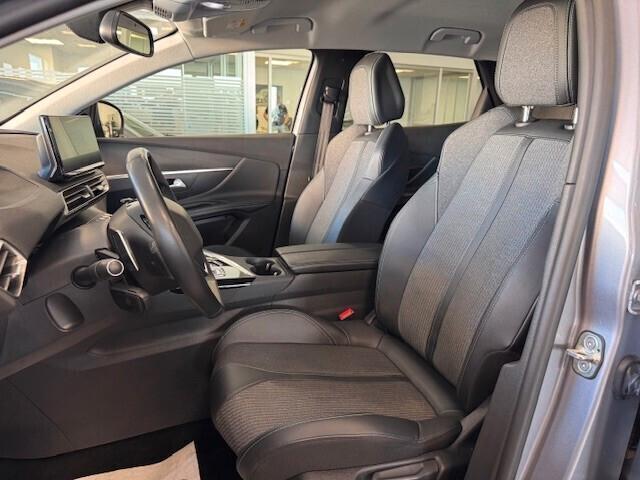 Peugeot 3008 HDi 130 EAT8 Allure 2022 iva esp