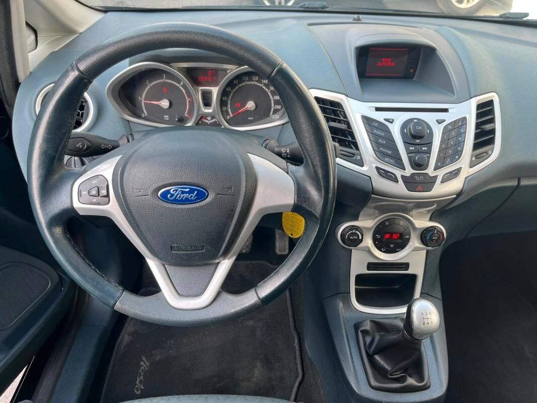 Ford Fiesta 1.4 tdci + 5p