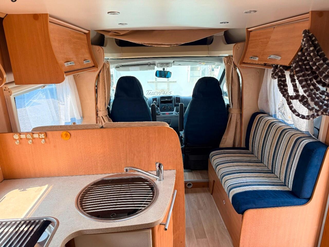 CAMPER CHAUSSON FLASH 06