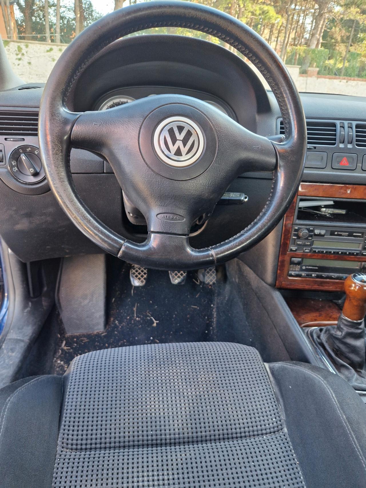 Volkswagen Bora 1.6 16V Benz - 105CV