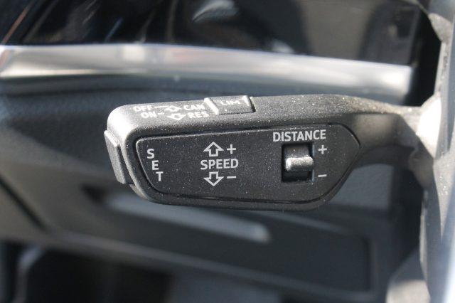 AUDI Q3 35 TFSI S tronic Business Advanced
