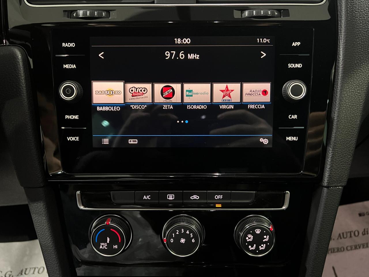 Volkswagen Golf 1.6 116 CV - R-LINE - 2017