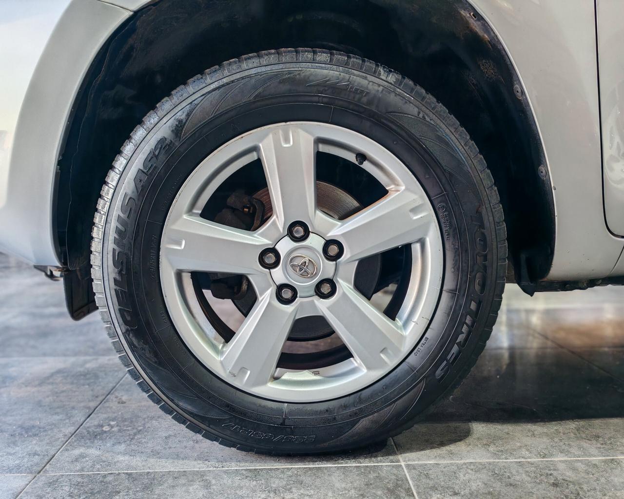 Toyota RAV 4 2.2 D-4D 136 CV Luxury